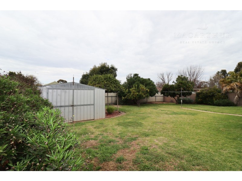 2 Egret Place, Estella NSW 2650