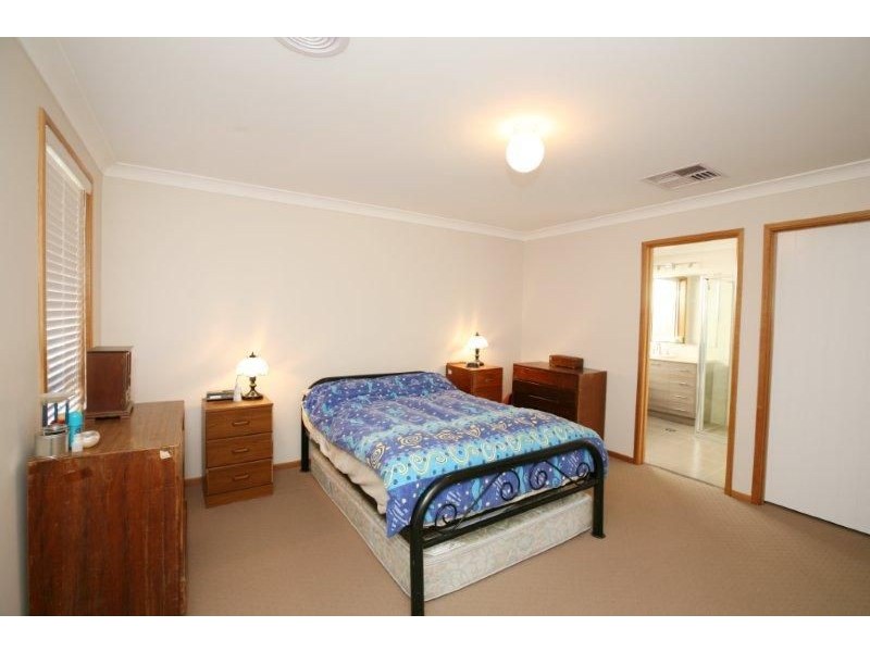 46 Franklin Dr, Estella NSW 2650