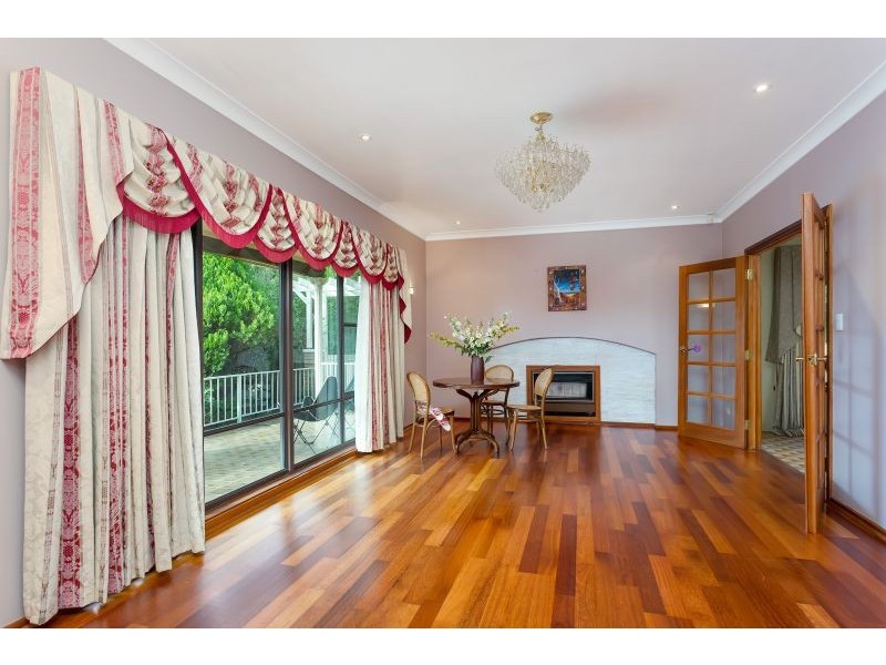 1 Amsterdam Crescent, Tolland NSW 2650