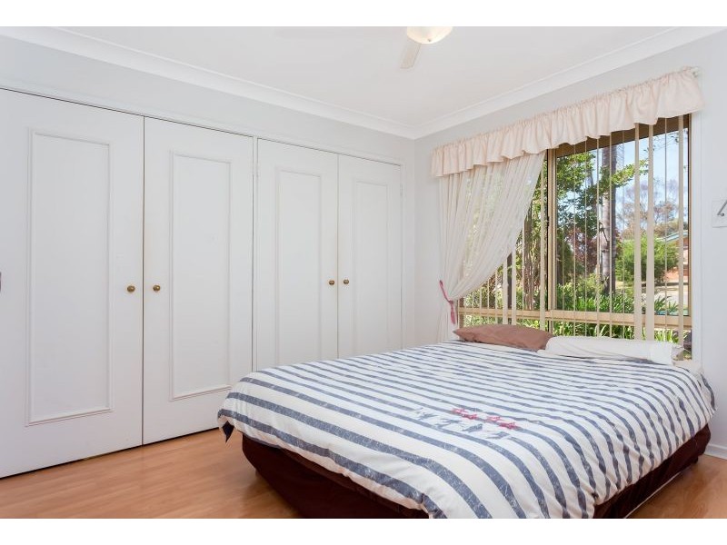 23 Bamarook Crescent, Glenfield Park NSW 2650