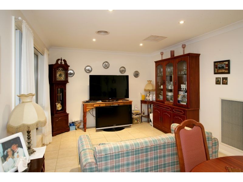 53 Barrima Drive, Glenfield Park NSW 2650