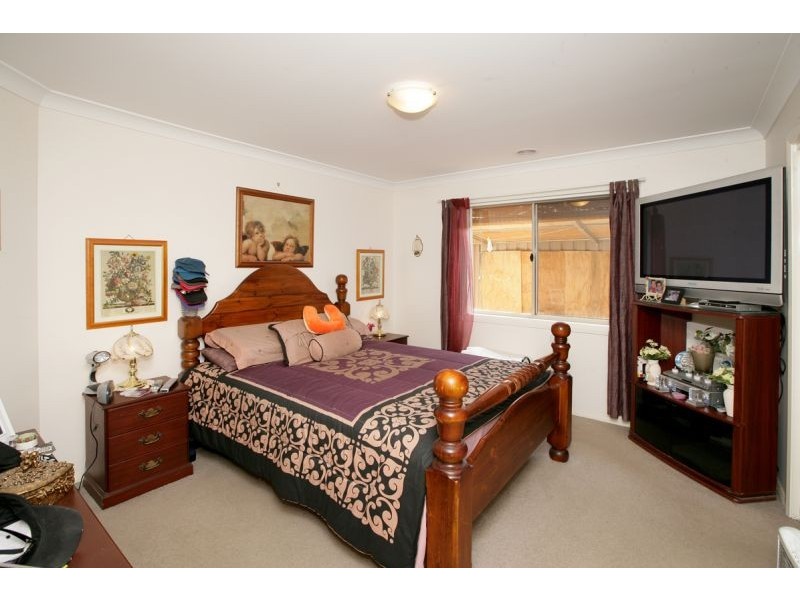 53 Barrima Drive, Glenfield Park NSW 2650