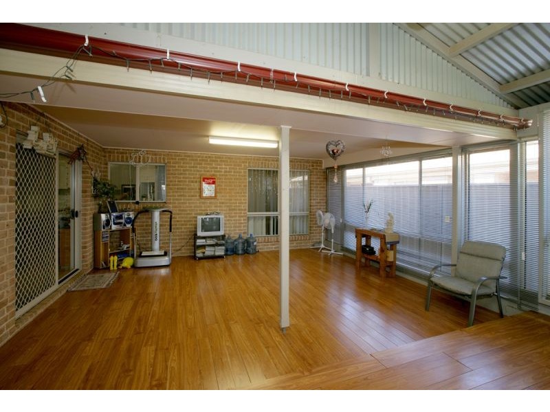53 Barrima Drive, Glenfield Park NSW 2650