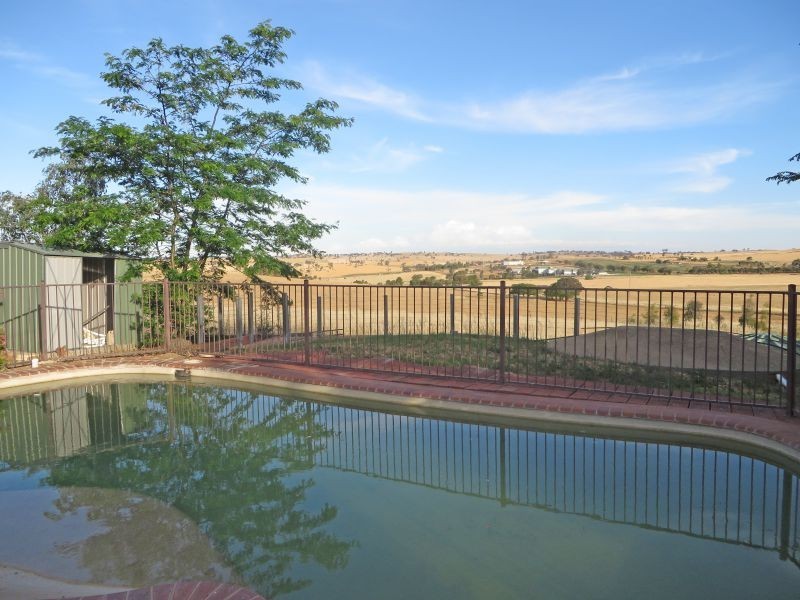 131 Albert St, Junee NSW 2663