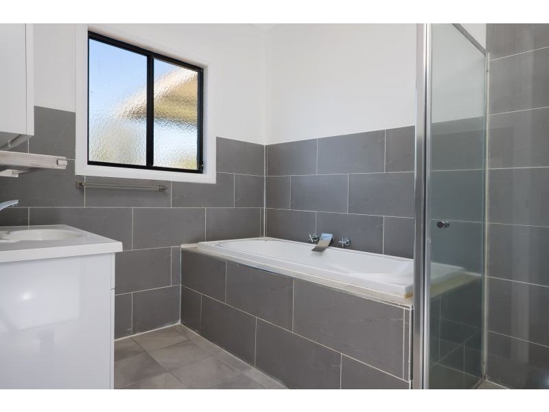 22 Bardia Street, Ashmont NSW 2650