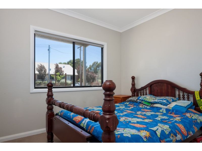 22 Bardia Street, Ashmont NSW 2650