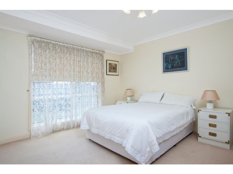 19 Amaroo Street, Kooringal NSW 2650