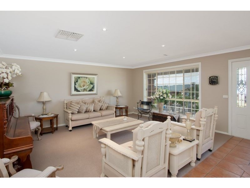 16 Madin Place, Estella NSW 2650
