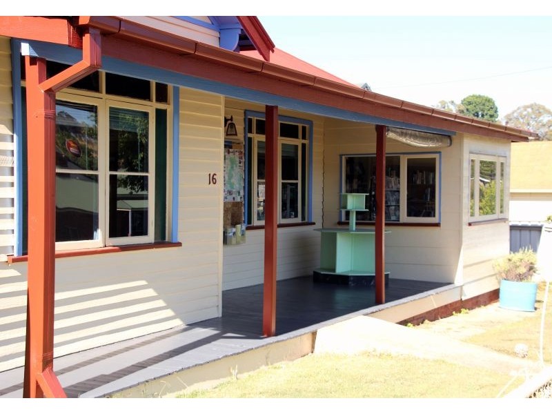16 Bridge Street, Tumbarumba NSW 2653