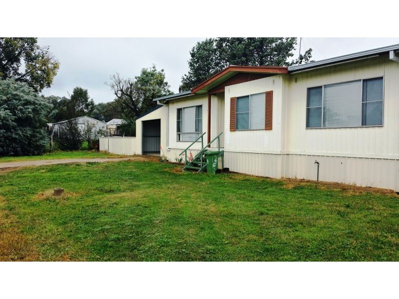 12a Spring Street, Tarcutta NSW 2652