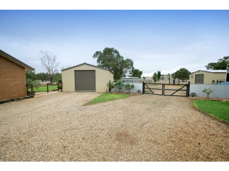 1540 Canola Way, Marrar NSW 2652