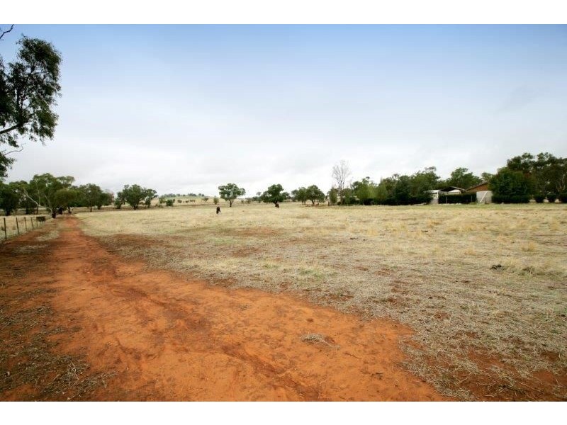 1540 Canola Way, Marrar NSW 2652