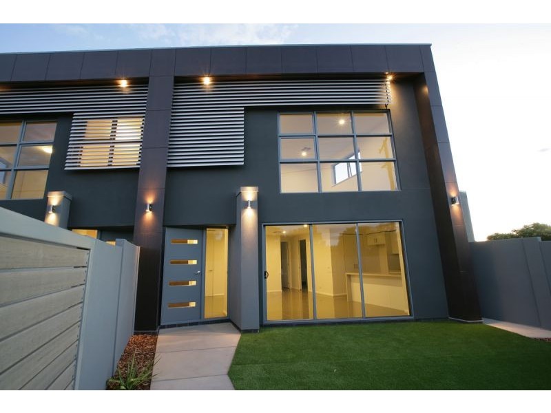 2/70 Travers Street, Wagga Wagga NSW 2650