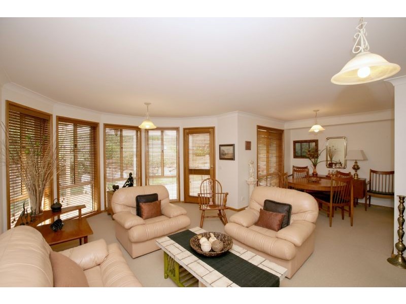 109 Red Hill Road, Tolland, Wagga Wagga NSW 2650