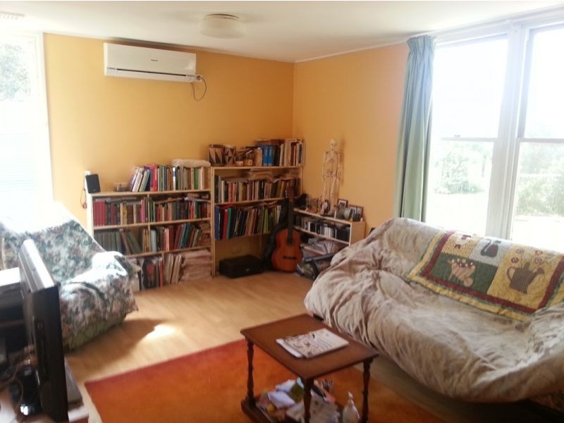 3 Elbe Street, Milbrulong NSW 2656