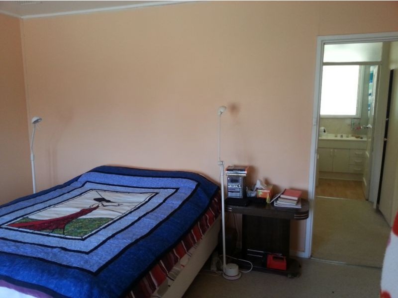 3 Elbe Street, Milbrulong NSW 2656