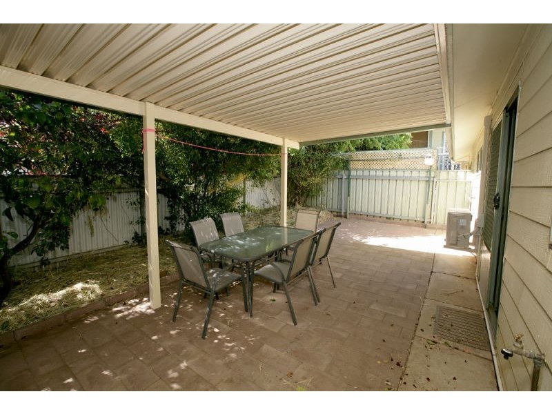 15 Richard Street, Turvey Park NSW 2650