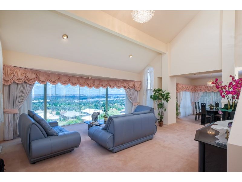 4 Gibbes Close, Kooringal Heights, Wagga Wagga NSW 2650