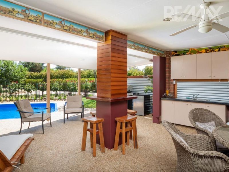 14 Evangelist Avenue, Lake Albert NSW 2650