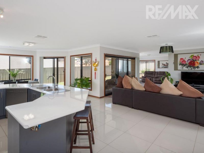 13 Osterley Street, Bourkelands NSW 2650