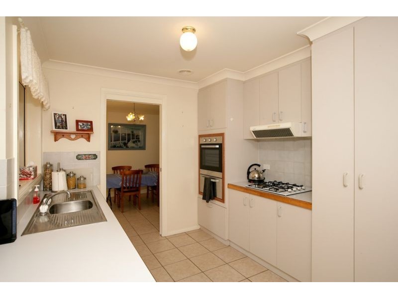 18 Harrier Street, Estella NSW 2650