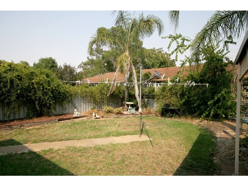 15 Moran Street, Tolland, Wagga Wagga NSW 2650