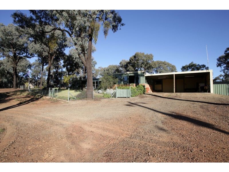 196 Barcoo Lane, Big Springs NSW 2650