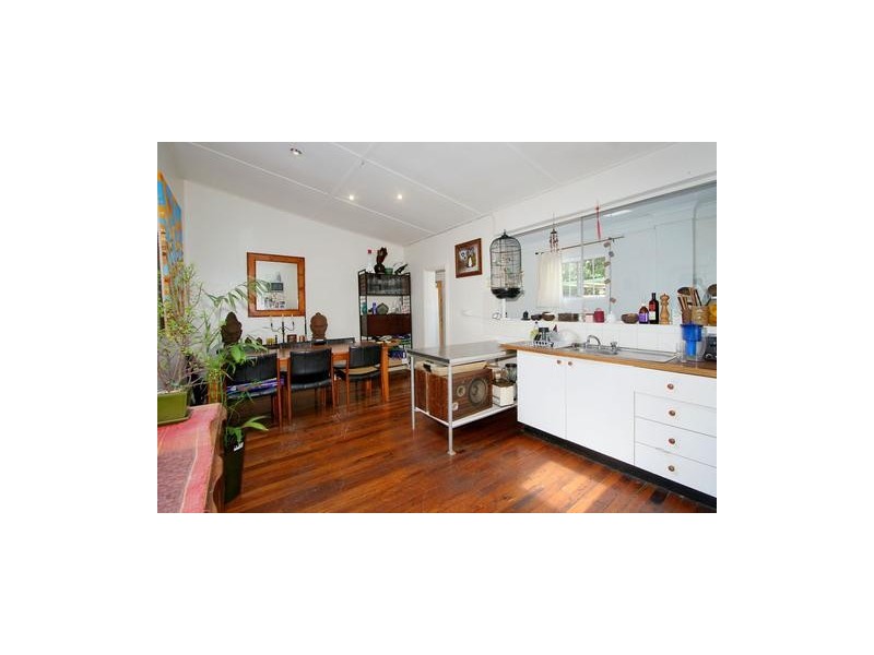 77 Lennox Street, Newtown NSW 2042