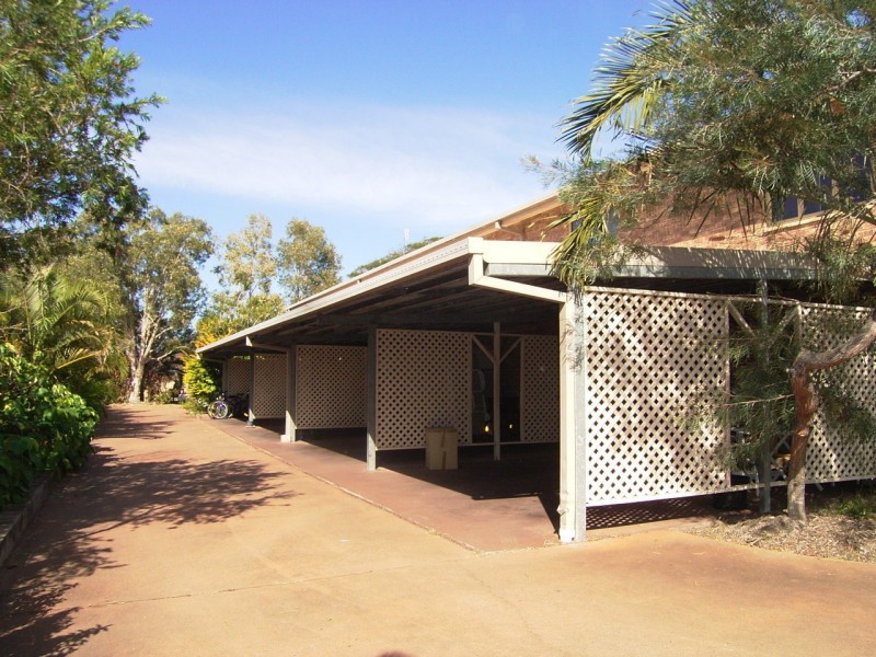 199 Cypress Street, Urangan QLD 4655