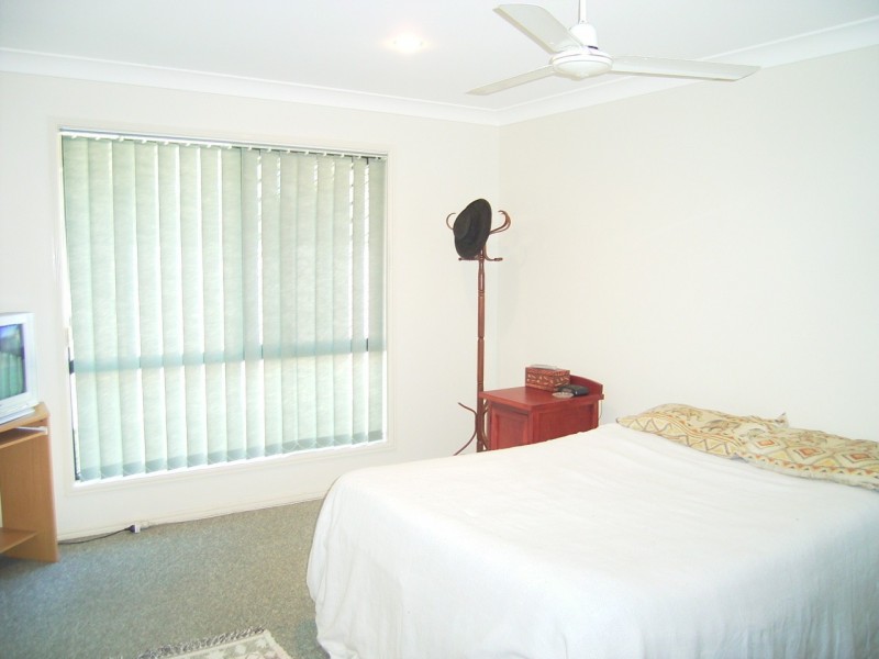 16 Gumtree Drive, Urraween QLD 4655