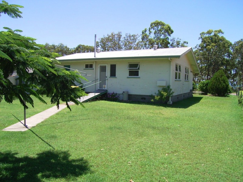 42 Esplanade, Point Vernon QLD 4655