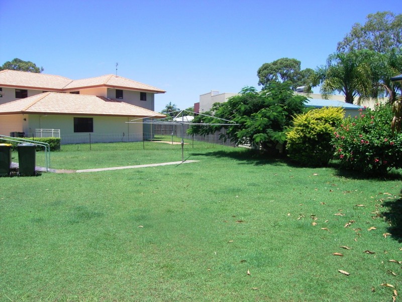42 Esplanade, Point Vernon QLD 4655