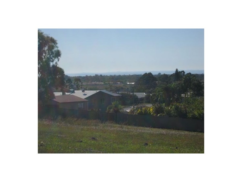 33 Christensen Street, Urraween QLD 4655