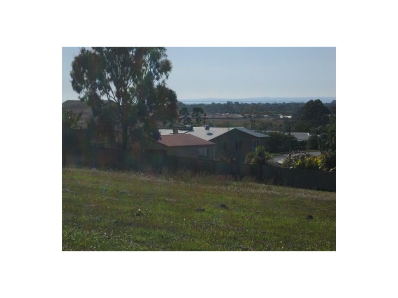 33 Christensen Street, Urraween QLD 4655