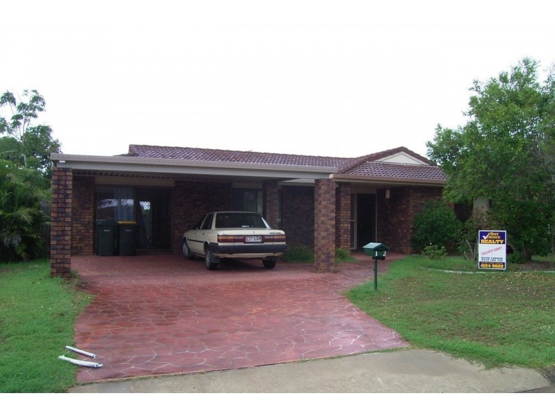 12 Granada Court, Point Vernon QLD 4655