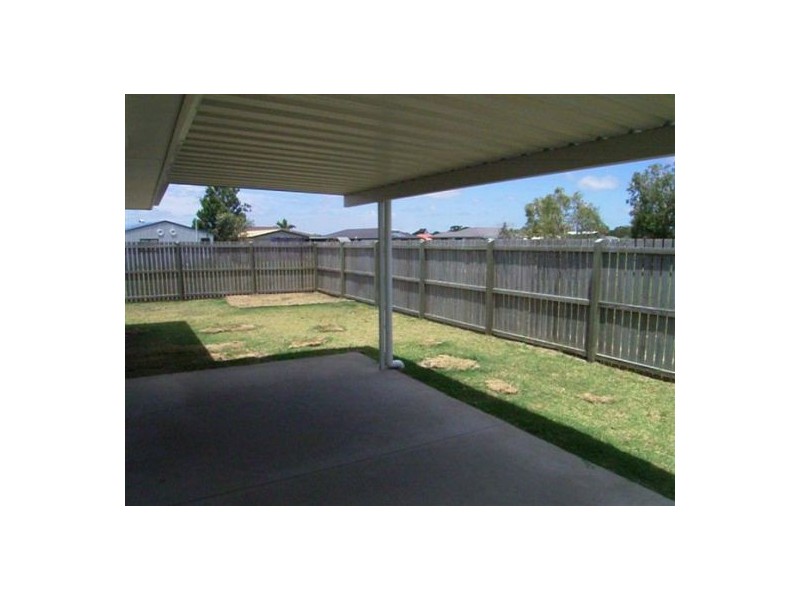 8 BUNYA Court, Eli Waters QLD 4655