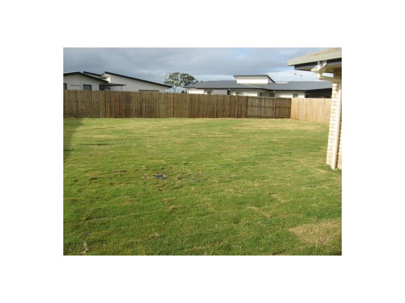 6 Endeavour Way, Eli Waters QLD 4655