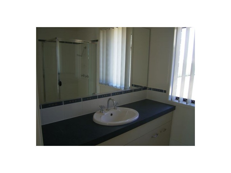 7 Wongala Way, Mariner’s Cove, Eli Waters QLD 4655