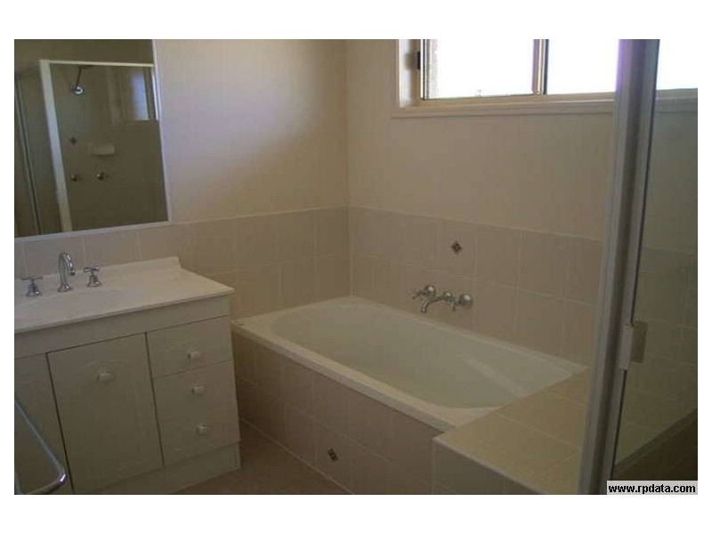 31 Bunya Court, Eli Waters QLD 4655