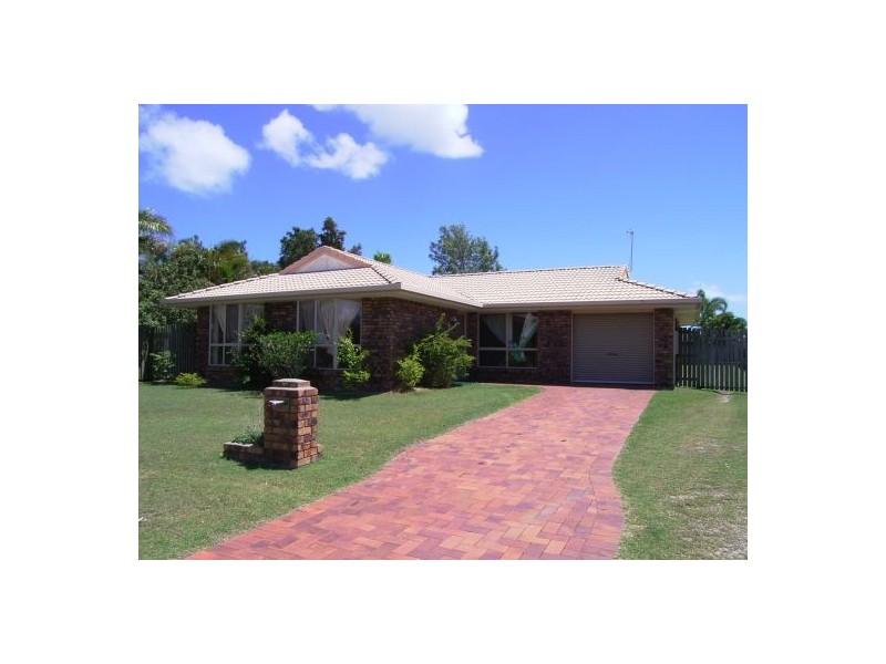 21 CASSANDRA CRES, Urangan QLD 4655