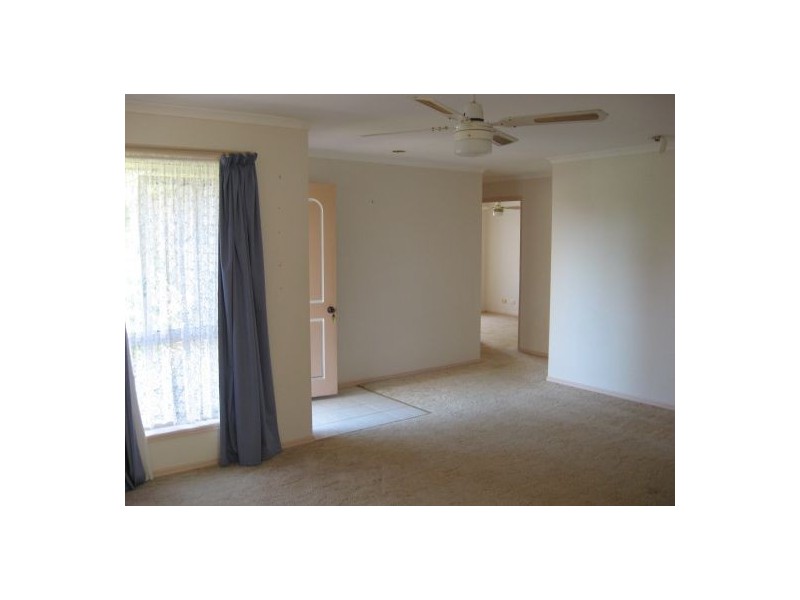 21 CASSANDRA CRES, Urangan QLD 4655