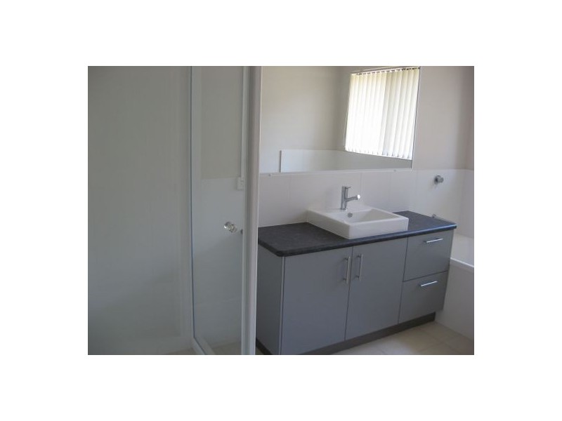 6 BAY PARK DRIVE, Wondunna QLD 4655
