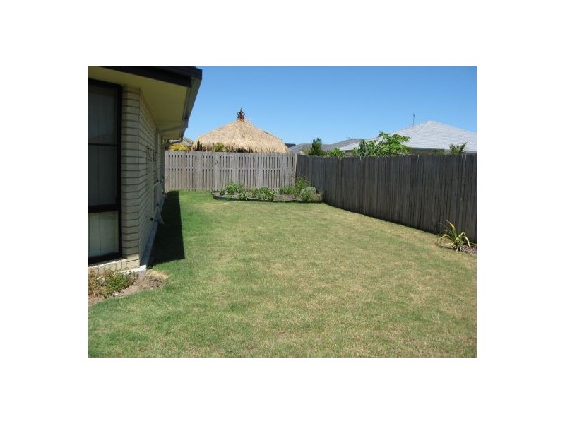 44 ANCHORAGE CCT, Point Vernon QLD 4655