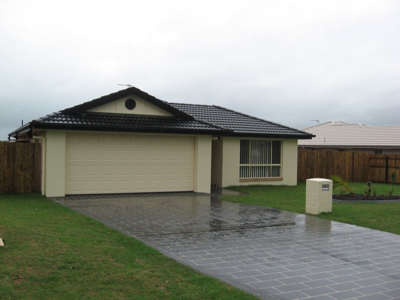 5 TERESA STREET, Kawungan QLD 4655