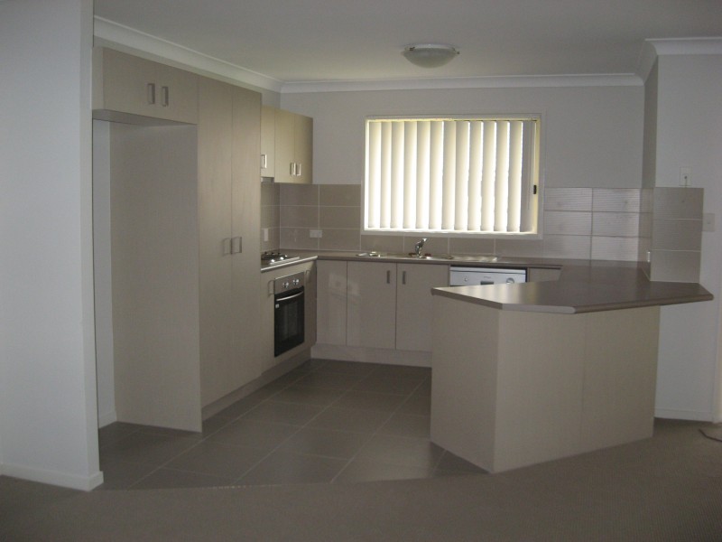 5 TERESA STREET, Kawungan QLD 4655