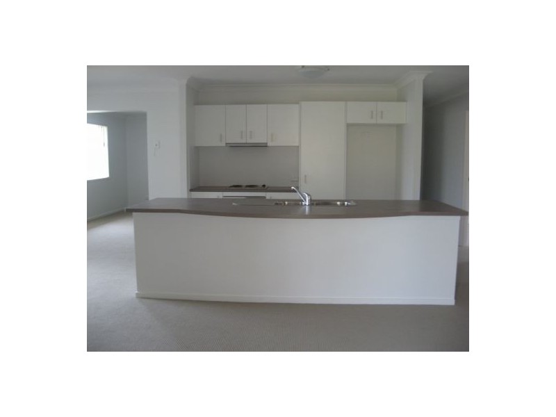 5 PEAT COURT, Wondunna QLD 4655
