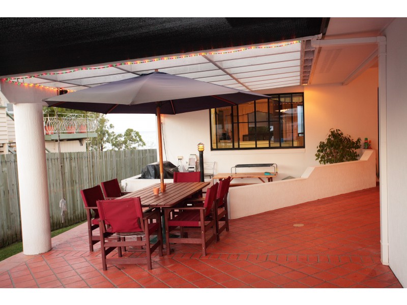 Point Vernon QLD 4655