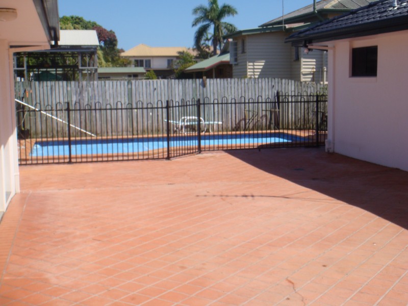 Point Vernon QLD 4655