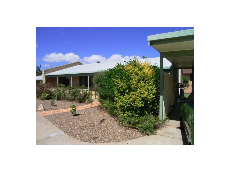 2/85 MILLER STREET, Urangan QLD 4655