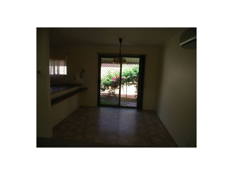 2/85 MILLER STREET, Urangan QLD 4655